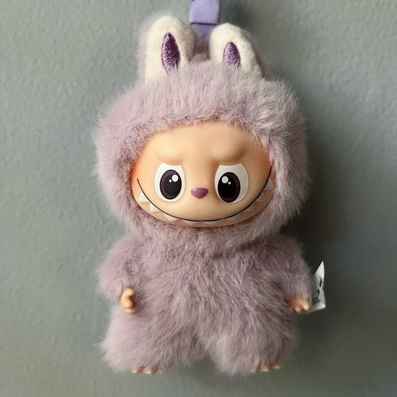 POPMART Labubu Pin for Love Series - Letter M - Picture 3 of 6